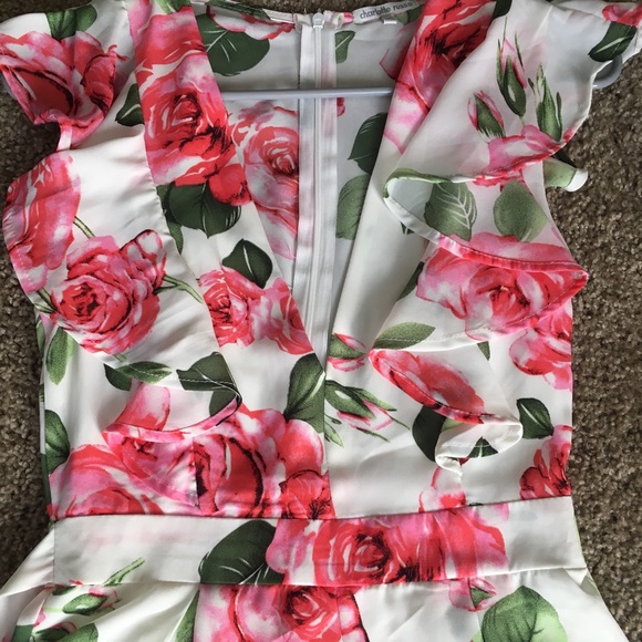 Pink White Floral Romper V Neck & Ruffle XS - Picture 3 of 6